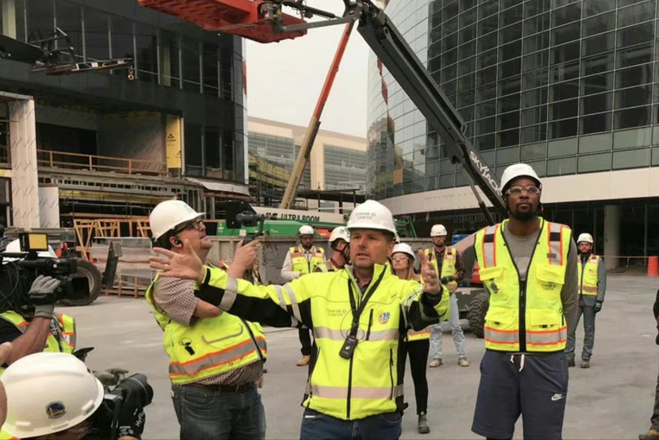 赢了！万分先生，历史第三年轻！湖人危险了！